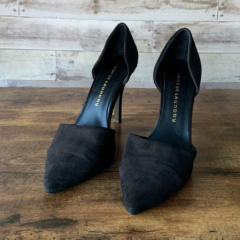 Chinese Laundry Black Suede Heel size 9